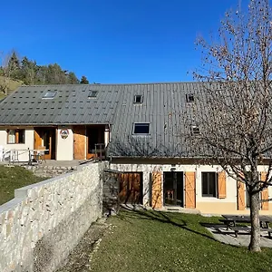 https://gite-rosidajean.hotels-rhonealpes.com