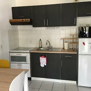 https://214-route-de-tavan.hotels-rhonealpes.com